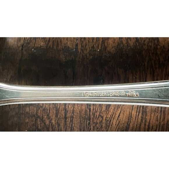 Set of 8 Priscilla 1900 Rogers Bros 1847 Silverplate Forks 7" & 7.25" - Picture 3 of 6
